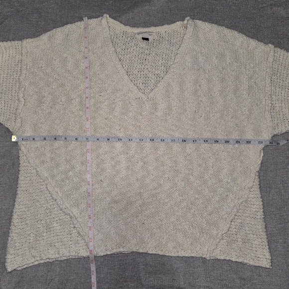 Target Universal Thread 100% Cotton Ivory Knit V-Neck Sweater Size Large - Picture 8 of 8